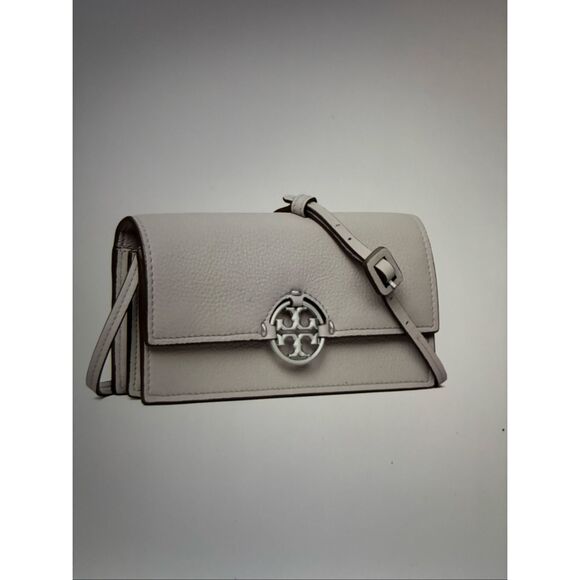 Tory Burch Handbags - NWT Tory Burch Miller Wallet Crossbody